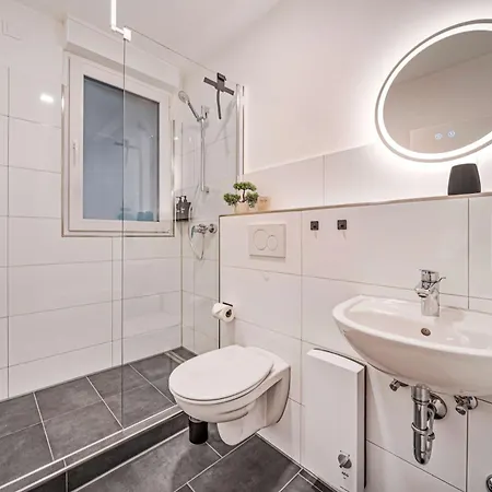 Appartement Gemuetlich L Zentral L Parken L Universitaet L Balkon I Fuer 6