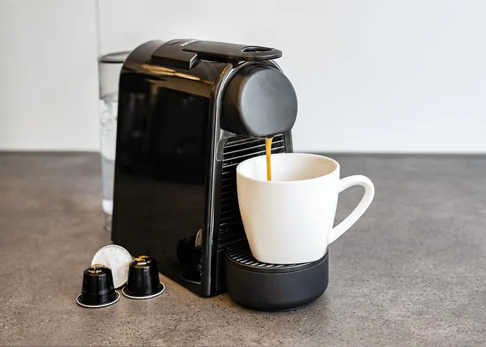 Für 6 L Zentral L Parken L Universität L Balkon Apartment